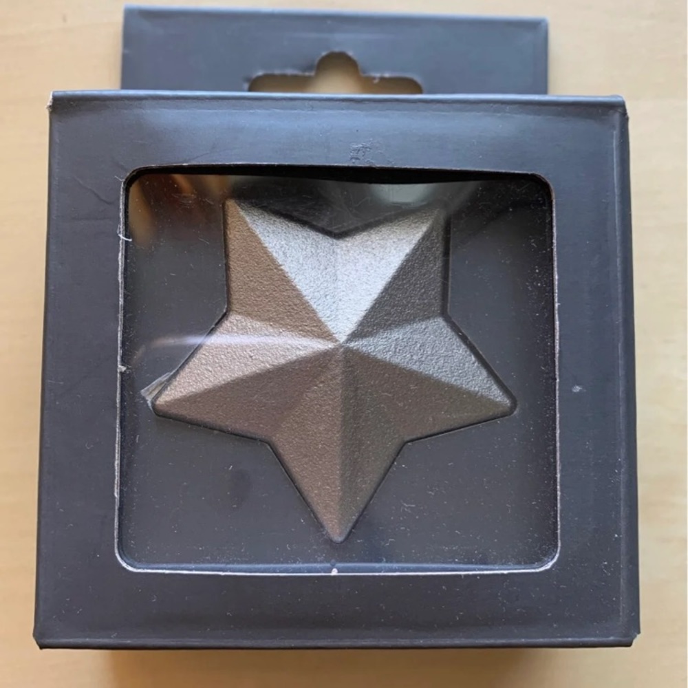 Martha Stewart Star Knob